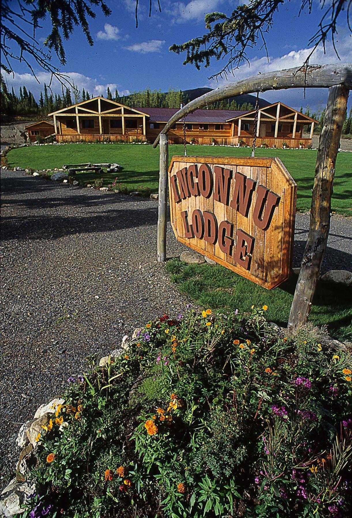 Inconnu Lodge Mcevoy Lake Exterior photo